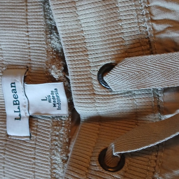 L L Bean Tan and Brown Shorts Set - Picture 2 of 4